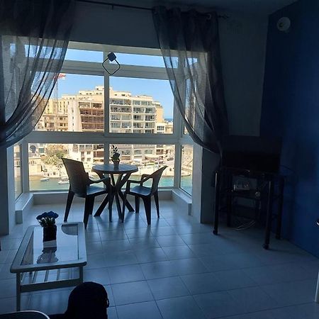 Spinola Bay Sea Front Apt 6 San Ġiljan Exterior foto